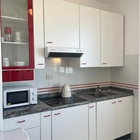 Sunrise Apartment *